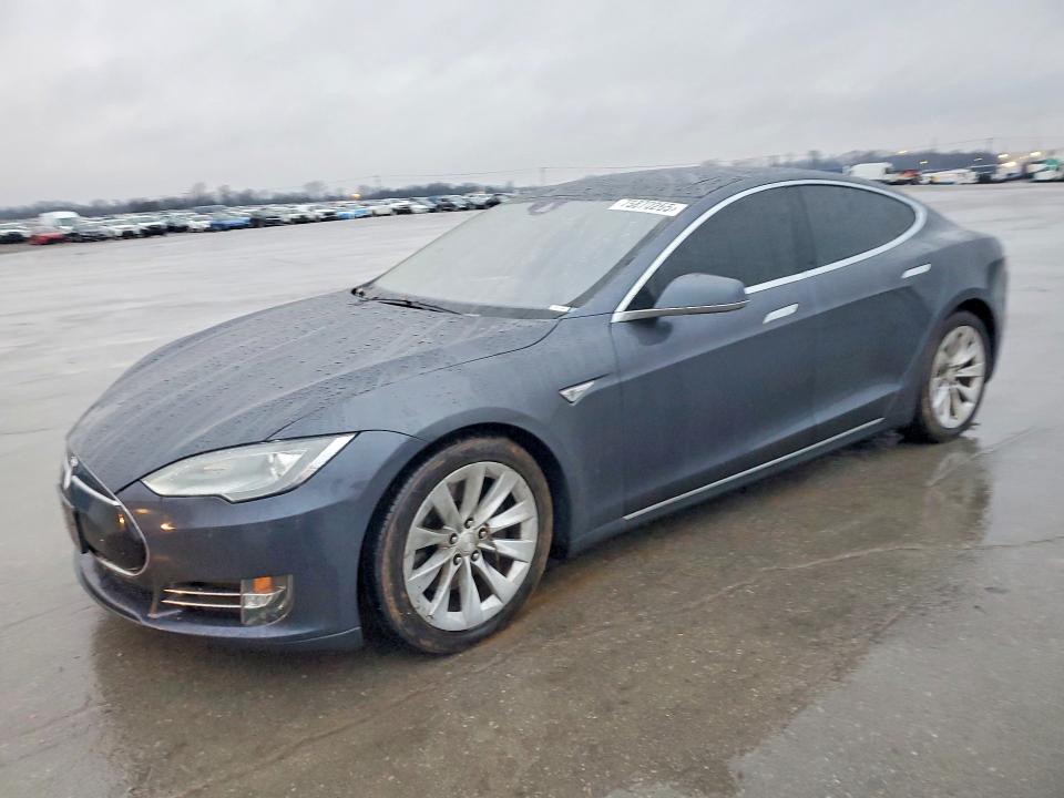 2016 TESLA MODEL S — VIN 5YJSA1E27GF134876