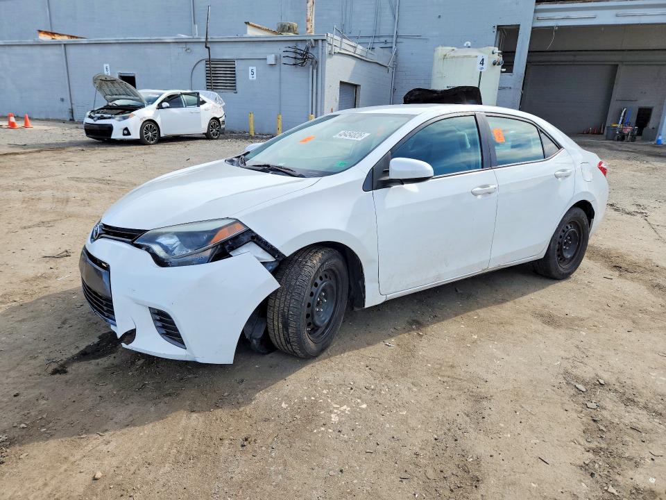 2016 TOYOTA COROLLA — VIN 5YFBURHE5GP461308