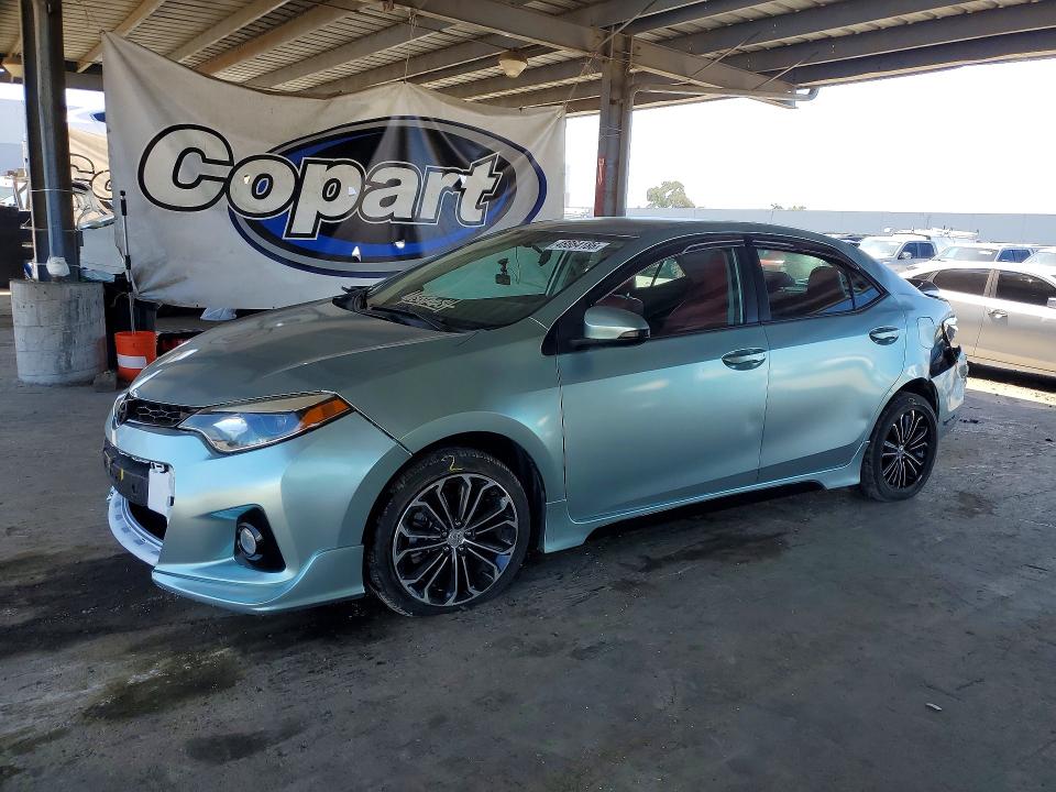 2016 TOYOTA COROLLA — VIN 5YFBURHE4GP563702