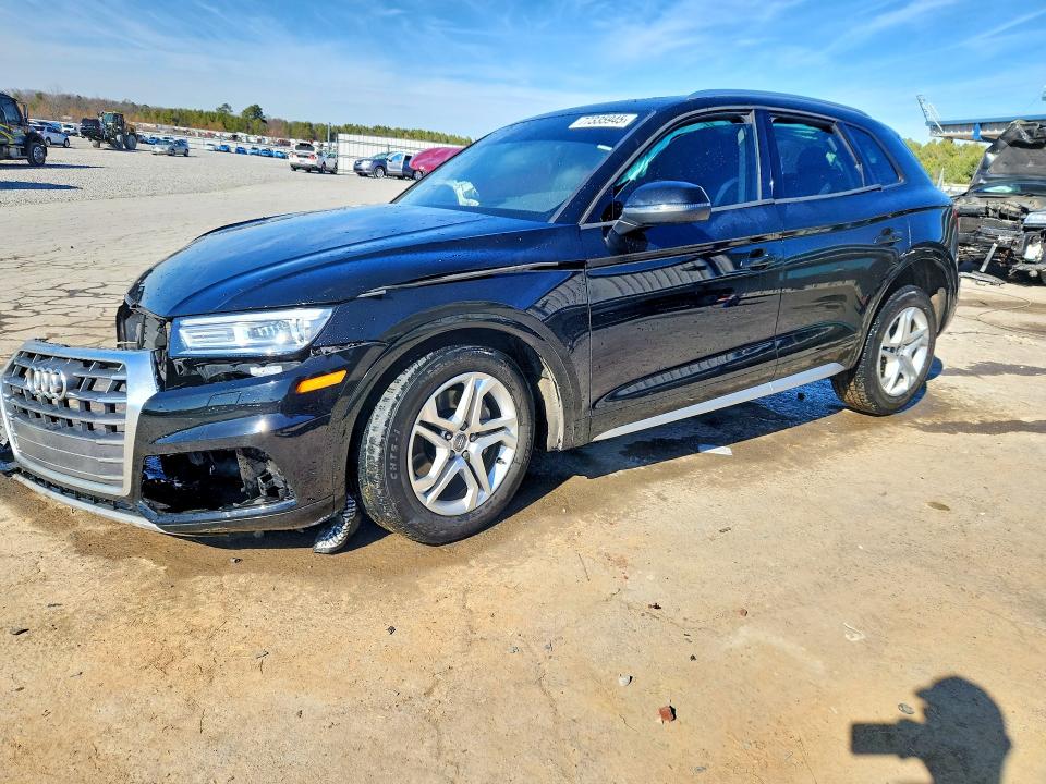 2018 AUDI Q5 — VIN WA1ANAFY4J2075809