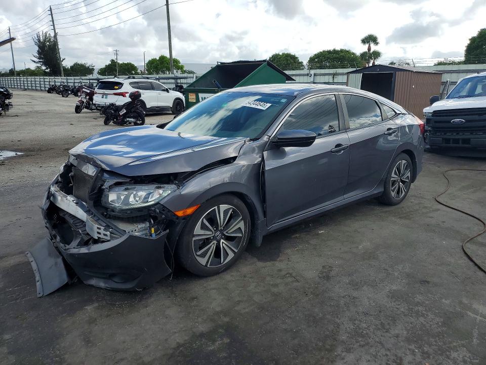 2018 HONDA CIVIC — VIN JHMFC1F30JX039848