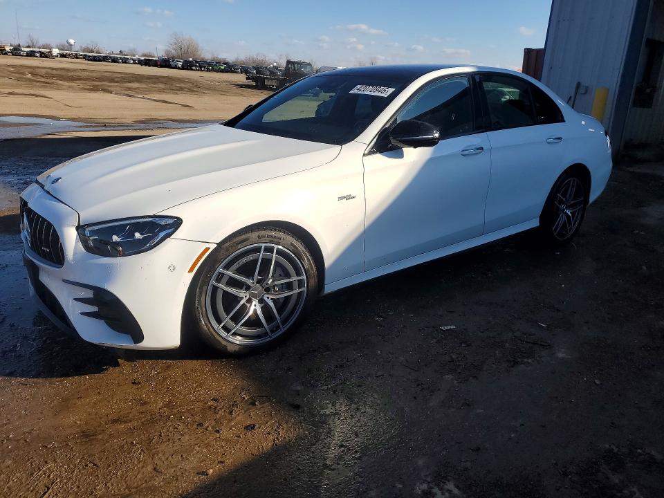 2022 MERCEDES-BENZ E — VIN W1KZF6BB4NB088477