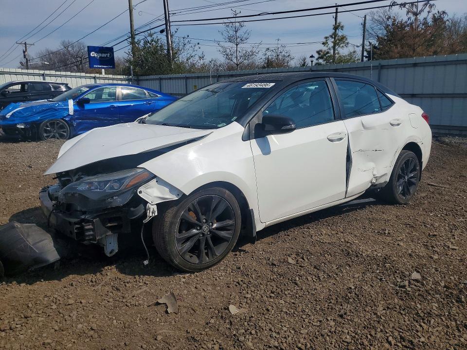2018 TOYOTA COROLLA — VIN 2T1BURHEXJC075717