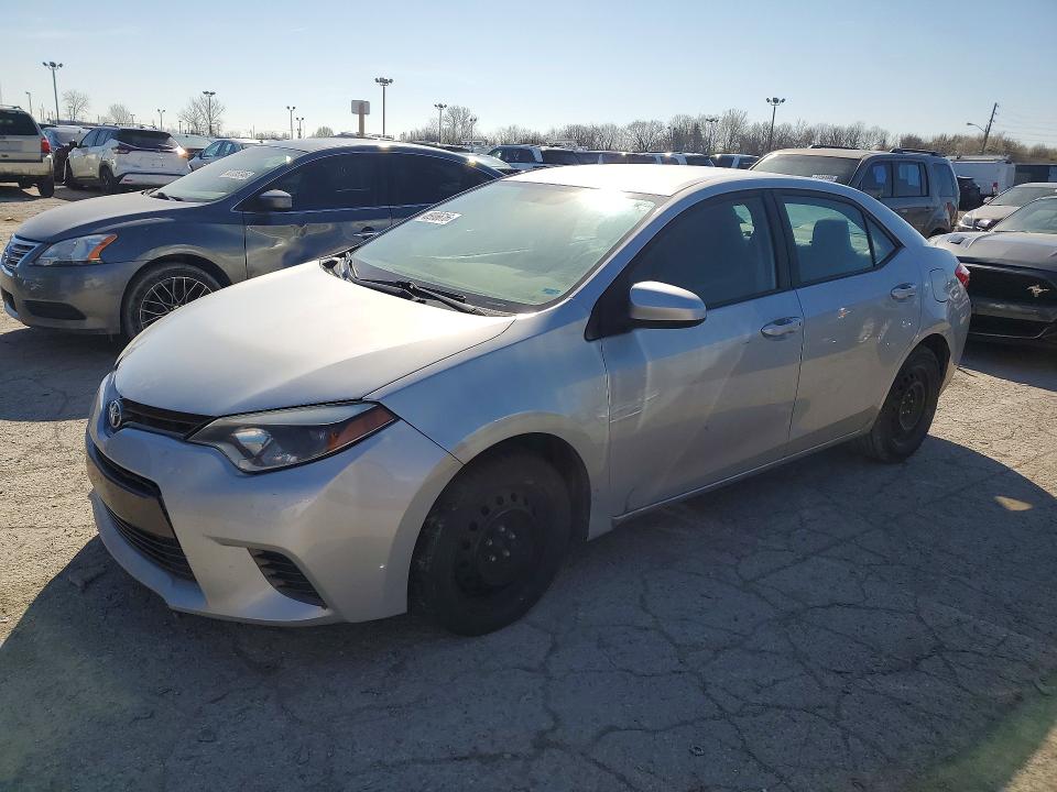 2015 TOYOTA COROLLA — VIN 5YFBURHEXFP304887