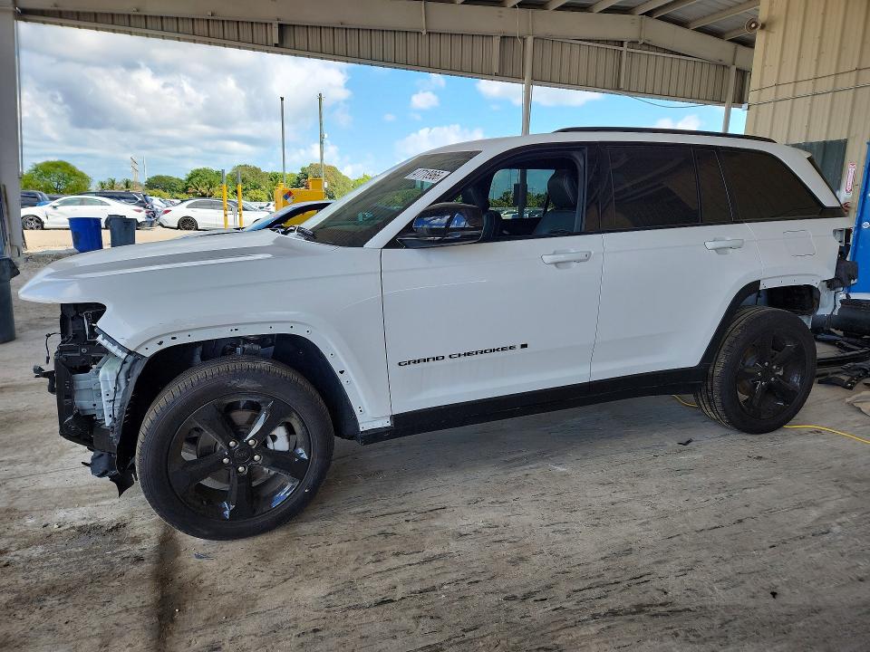 2025 JEEP GRAND CHEROKEE — VIN 1C4RJHBG9SC280676