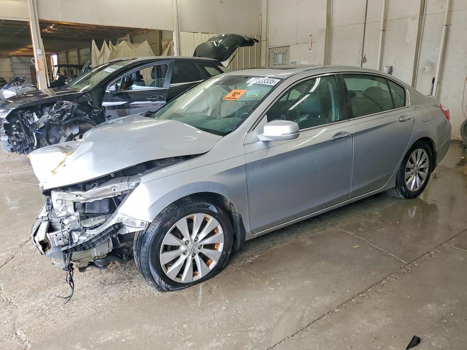 2015 HONDA ACCORD — VIN 1HGCR2F80FA102477