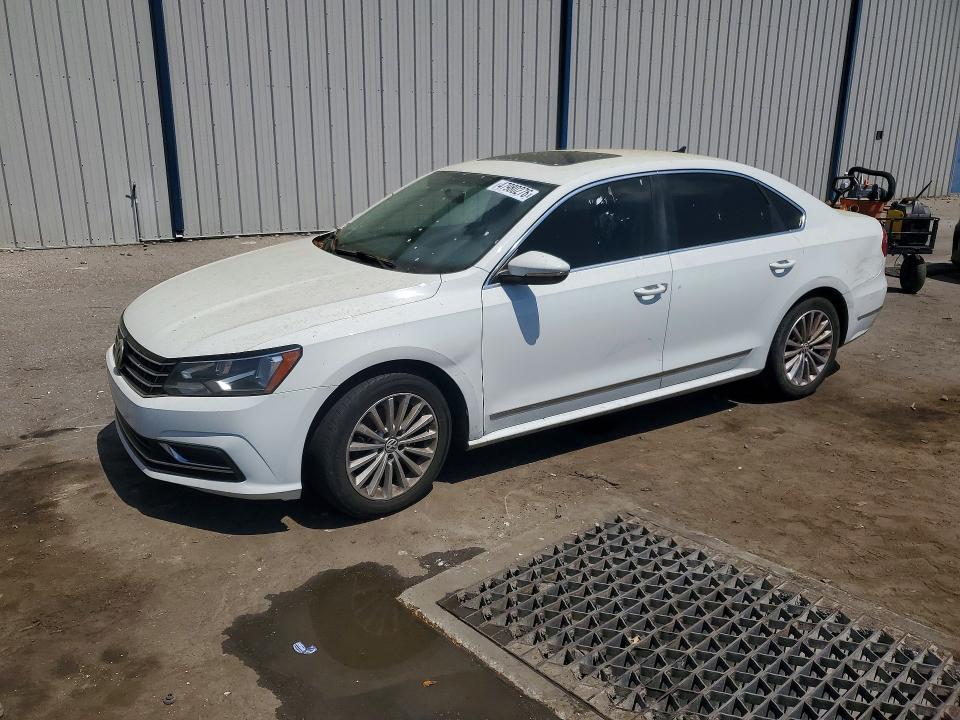 2016 VOLKSWAGEN PASSAT — VIN 1VWBT7A38GC008886