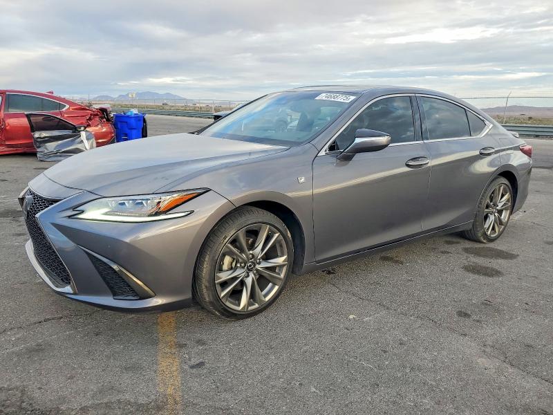 2019 LEXUS ES — VIN 58ABZ1B18KU010169