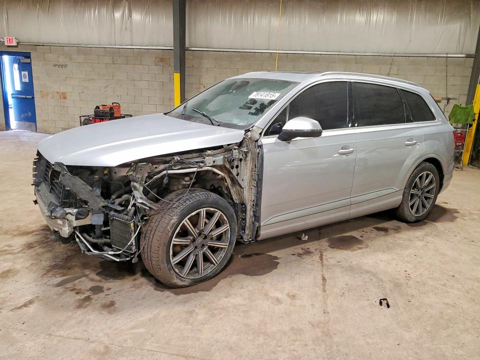 2017 AUDI Q7 — VIN WA1VAAF77HD002534