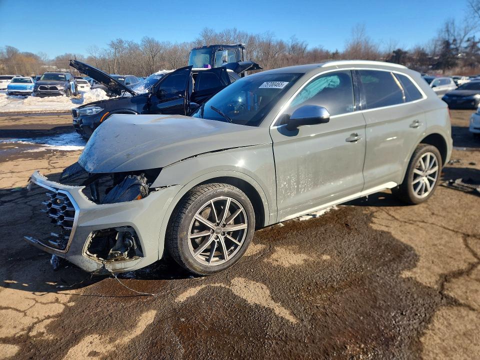 2022 AUDI SQ5 — VIN WA1A4AFY7N2046443