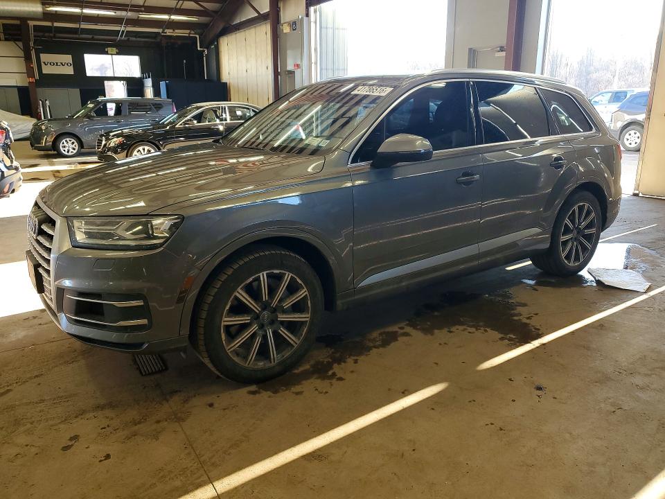 2017 AUDI Q7 — VIN WA1LAAF72HD003355