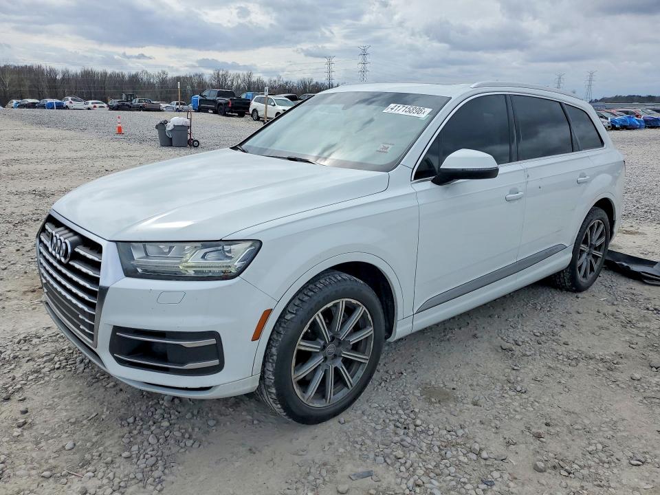 2017 AUDI Q7 — VIN WA1LAAF79HD001750