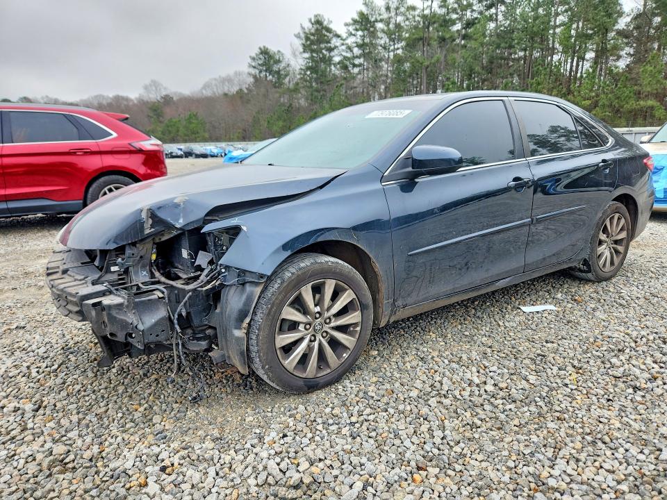 2015 TOYOTA CAMRY — VIN 4T4BF1FK8FR485822