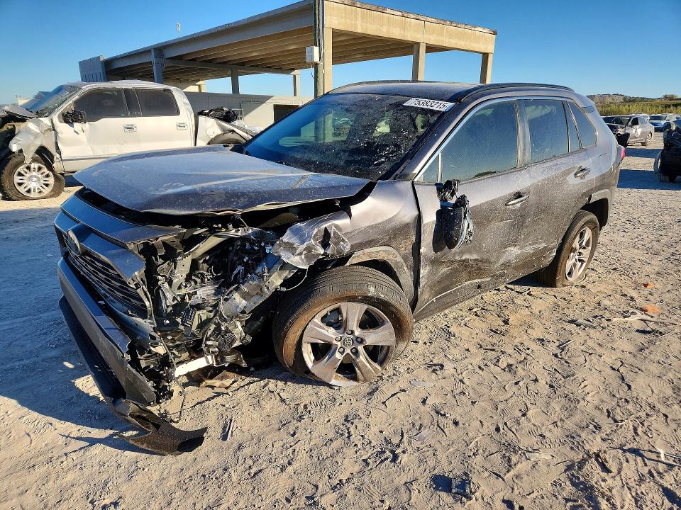 2022 TOYOTA RAV4 — VIN 2T3W1RFV3NC206092