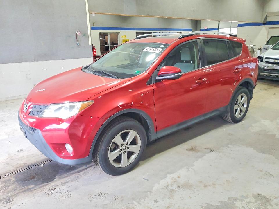 2015 TOYOTA RAV4 — VIN JTMRFREVXFJ049837