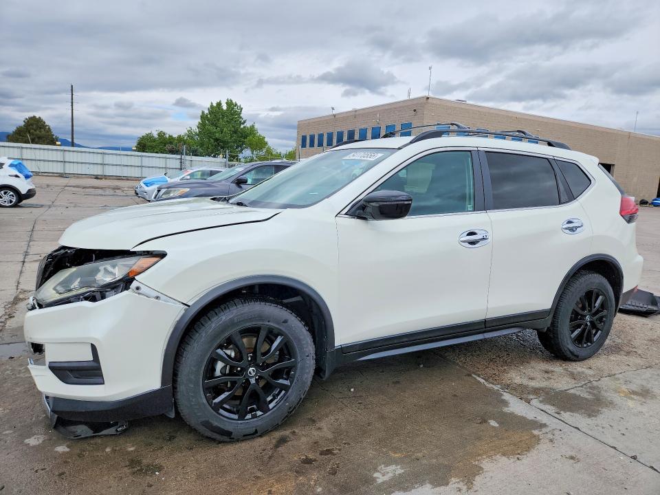 2017 NISSAN ROGUE — VIN 5N1AT2MV3HC870019