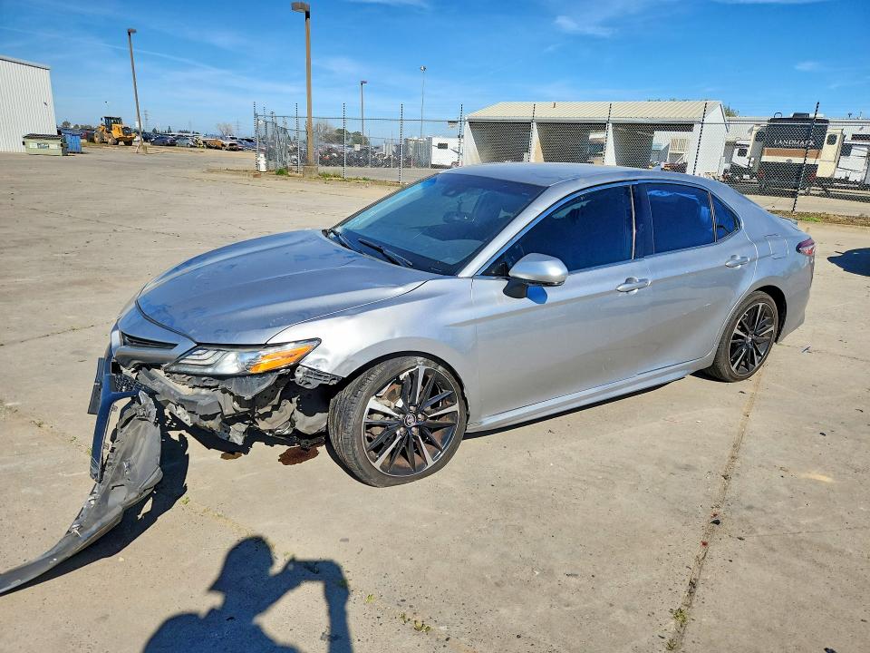 2019 TOYOTA CAMRY — VIN 4T1B61HK2KU814404