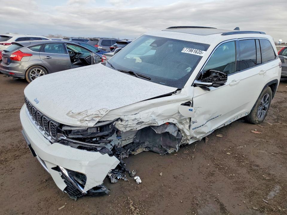 2024 JEEP GRAND CHEROKEE — VIN 1C4RJYB62RC142916