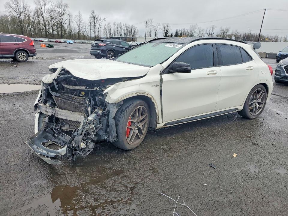 2015 MERCEDES-BENZ GLA — VIN WDDTG5CB5FJ031403