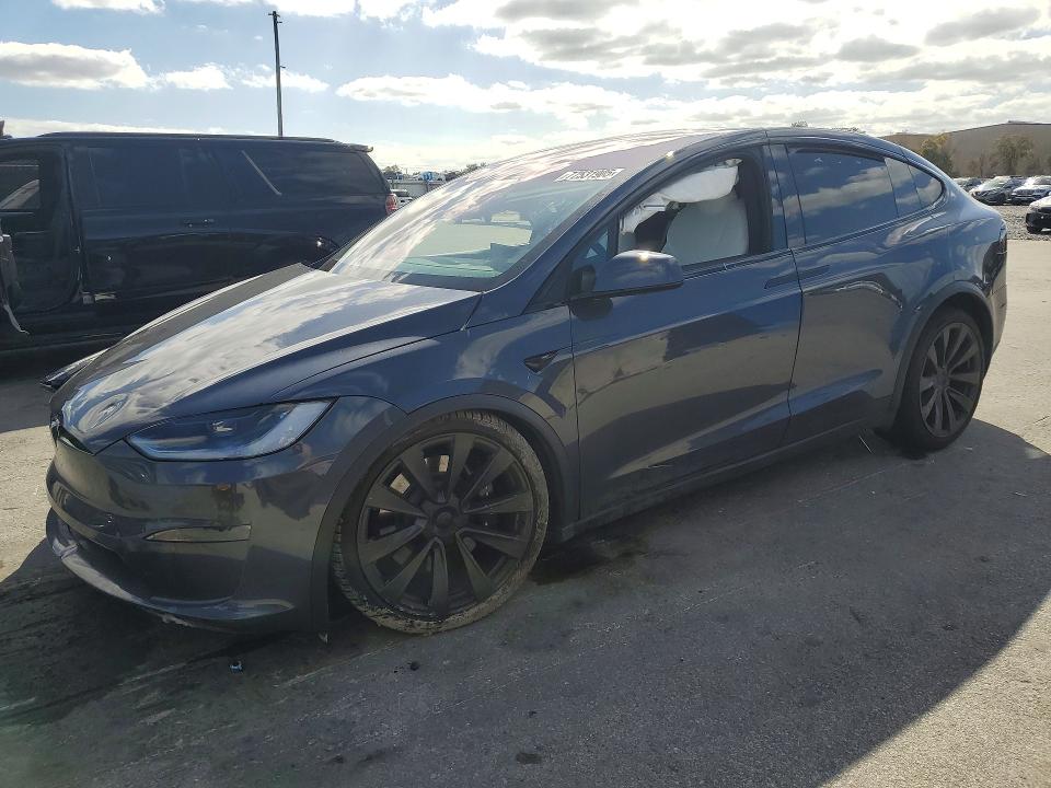 2023 TESLA MODEL X — VIN 7SAXCAE53PF411732