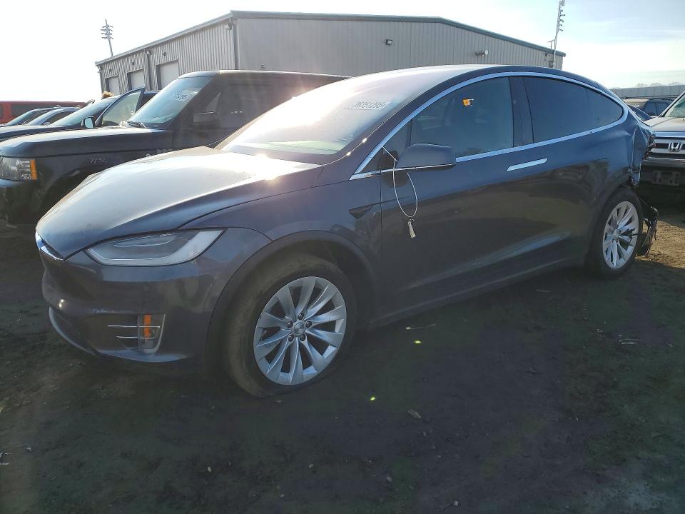 2020 TESLA MODEL X — VIN 5YJXCDE26LF262344