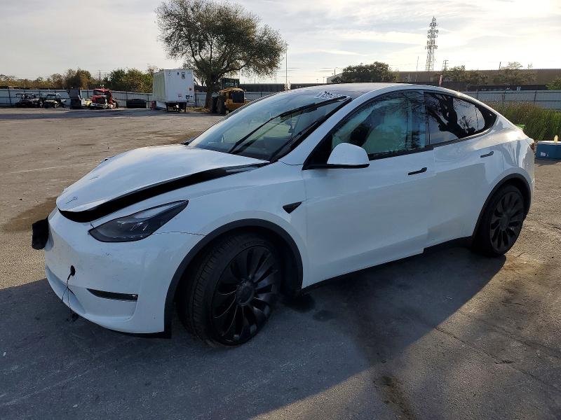2022 TESLA MODEL Y — VIN 7SAYGDEF8NF510420