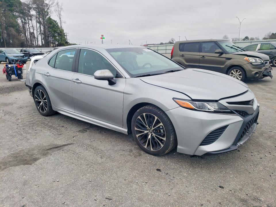 4T1B11HK6JU128881