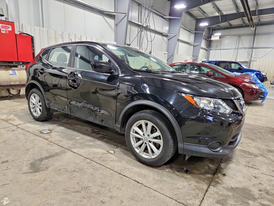 JN1BJ1CR6HW133640