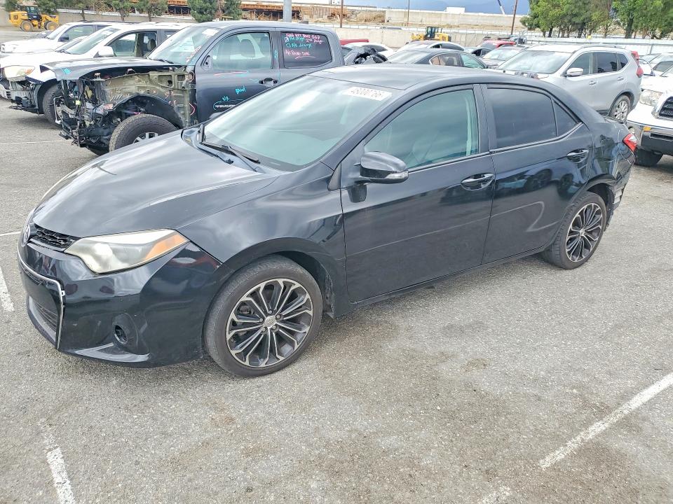 2015 TOYOTA COROLLA — VIN 5YFBURHEXFP340871