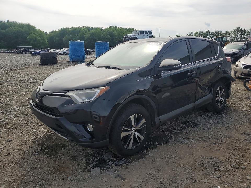 2018 TOYOTA RAV4 — VIN 2T3RFREV8JW814490