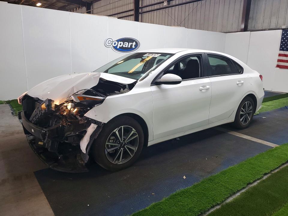 2024 KIA FORTE — VIN 3KPF24AD6RE764095