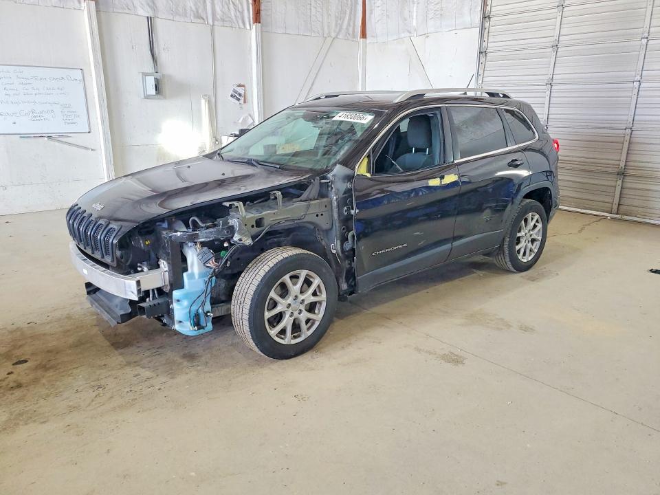 2017 JEEP CHEROKEE — VIN 1C4PJLCB6HW667576