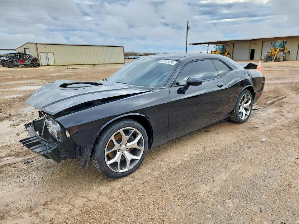 2016 DODGE CHALLENGER — VIN 2C3CDZBT4GH120472