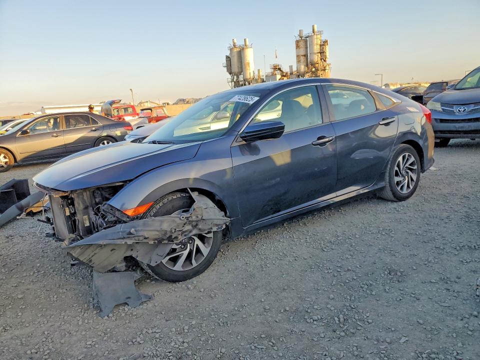 2018 HONDA CIVIC — VIN 2HGFC2F70JH511322