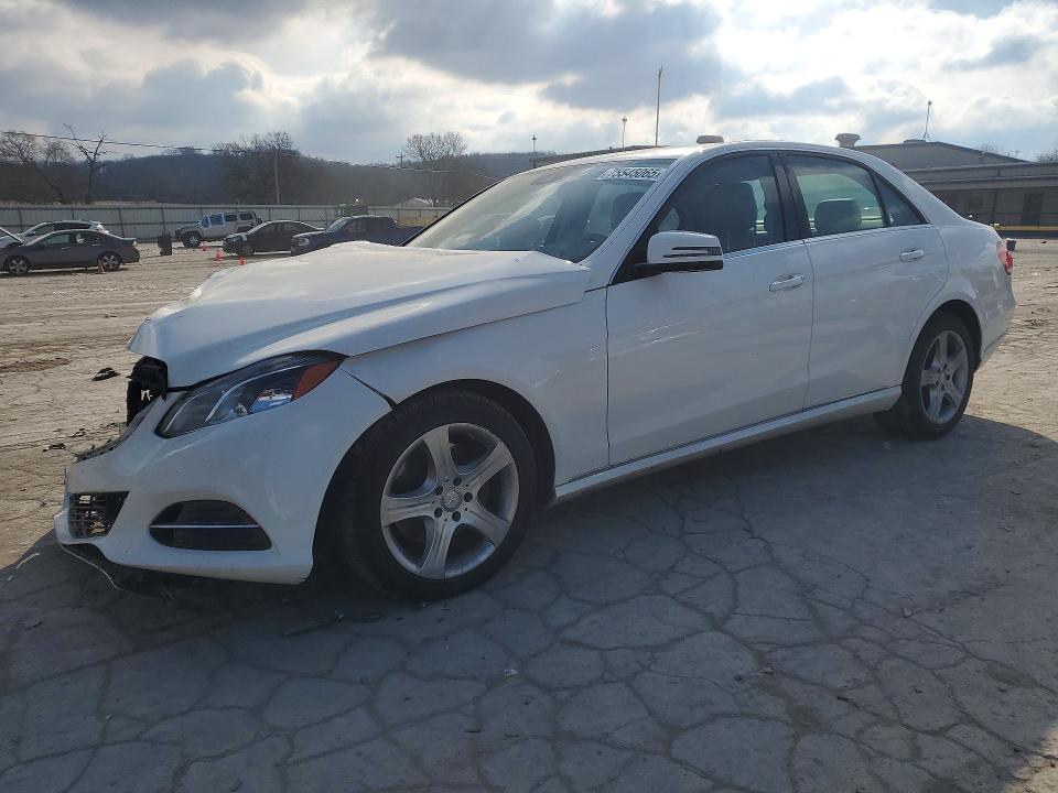 2016 MERCEDES-BENZ E — VIN WDDHF8JB4GB309927
