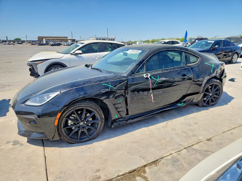 2024 TOYOTA GR86 — VIN JF1ZNBE12R9754828