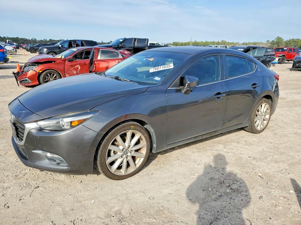 2017 MAZDA 3 — VIN JM1BN1W32H1139084