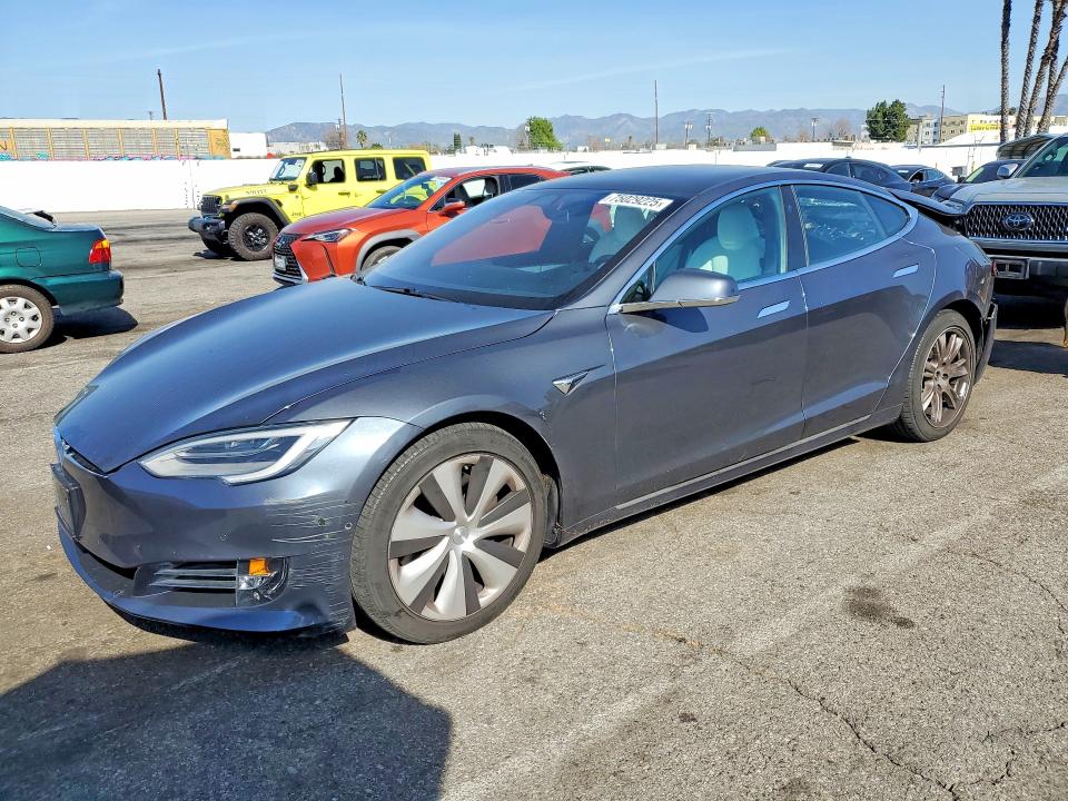 2020 TESLA MODEL S — VIN 5YJSA1E29LF381570