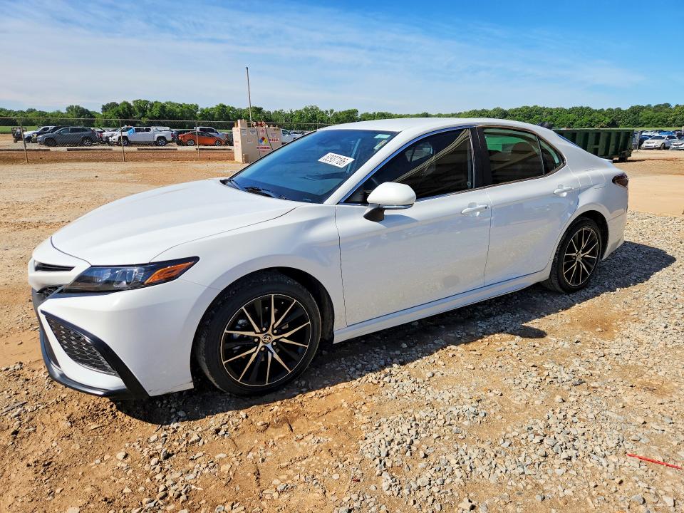 2024 TOYOTA CAMRY — VIN 4T1G11AK7RU211442