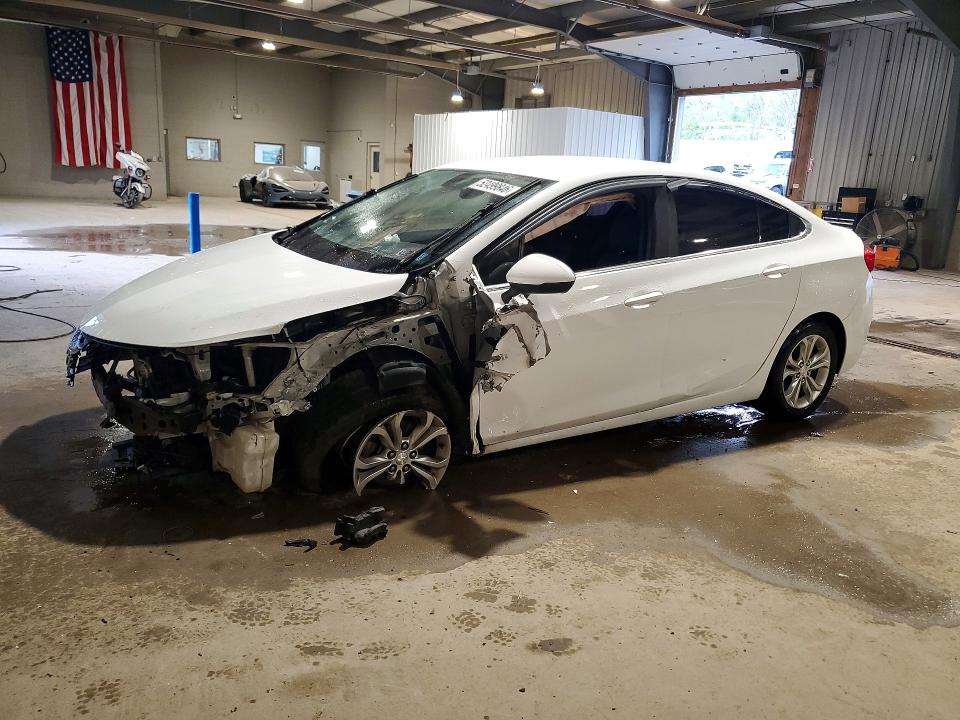 2019 CHEVROLET CRUZE — VIN 1G1BE5SM8K7119876