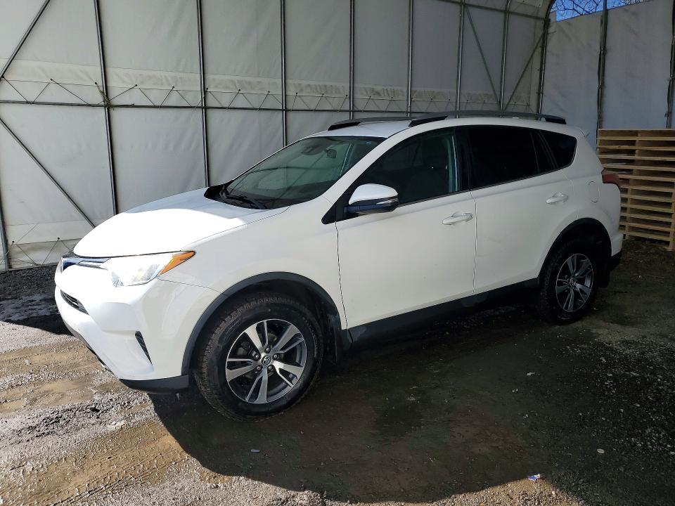 2018 TOYOTA RAV4 — VIN 2T3ZFREV2JW425408