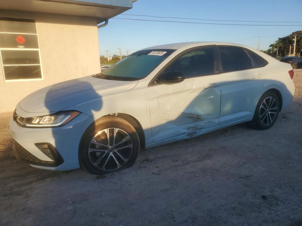 2025 VOLKSWAGEN JETTA — VIN 3VWBX7BU8SM085504