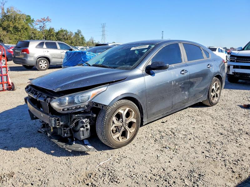 3KPF24AD9KE074217