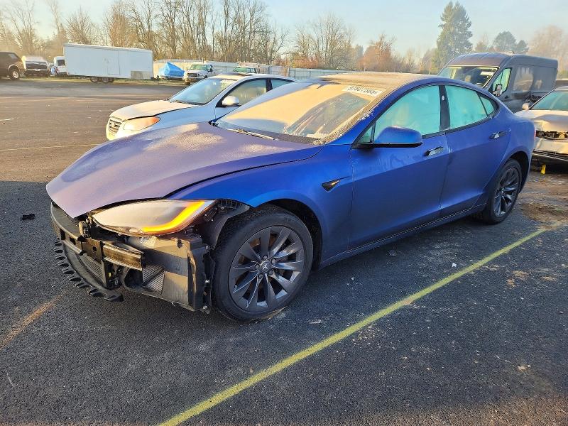 5YJSA1E22KF300598