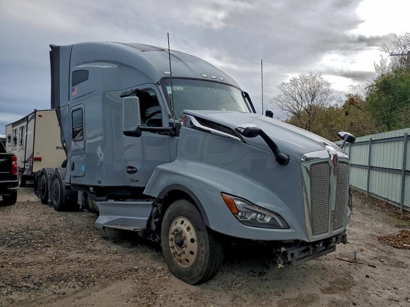 1XKYD49X1SJ158475