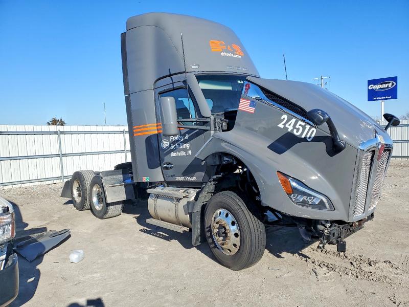 1XKYDK9X4RJ352268