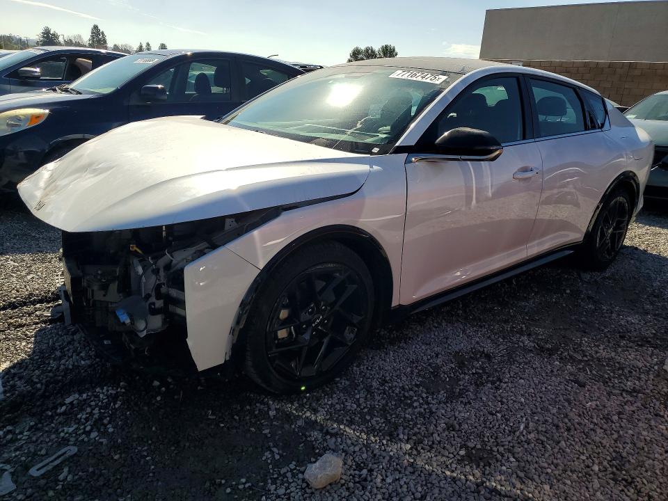 3KPFW4DCXSE099960