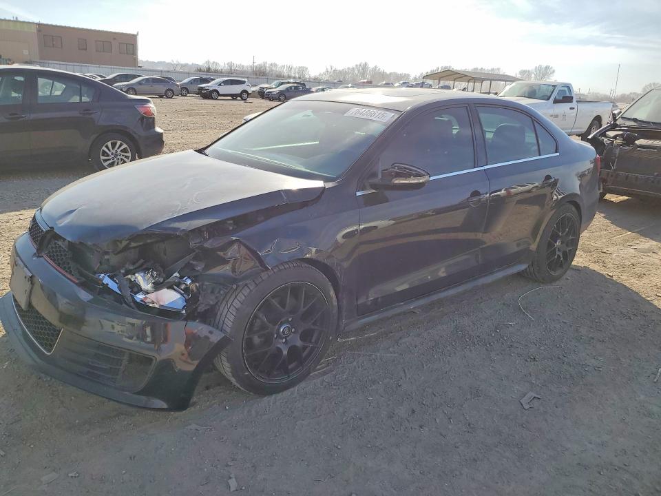 3VW4S7AJ4FM235208
