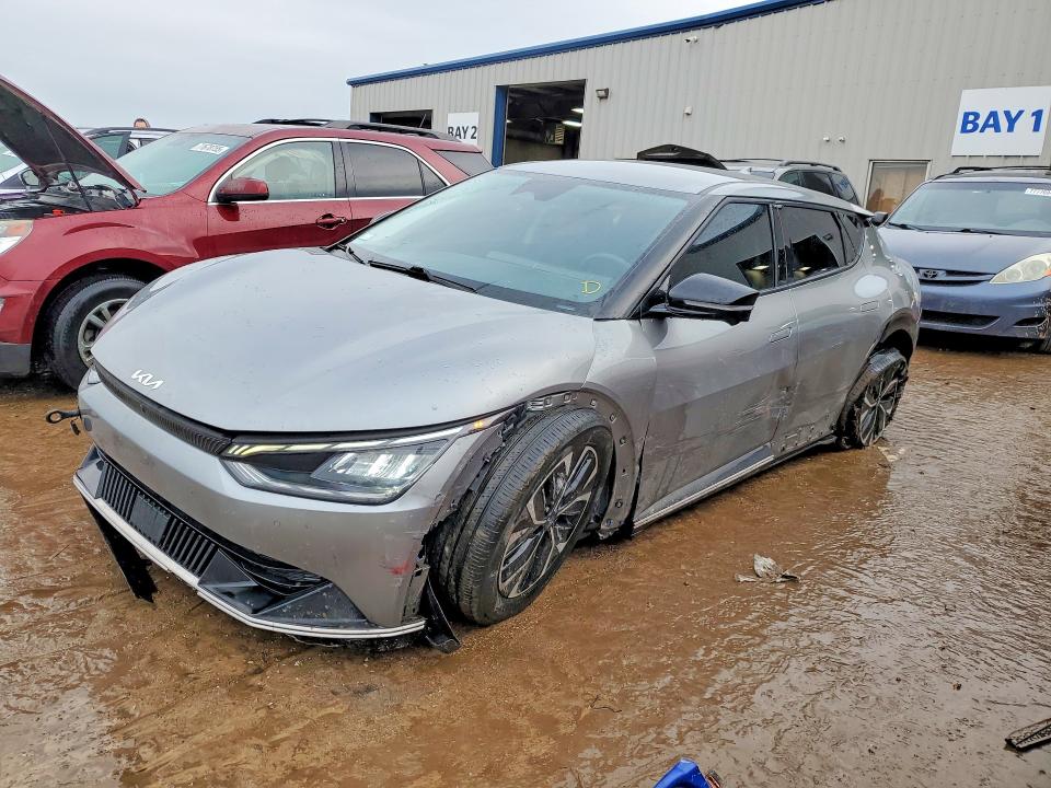 KNDC3DLC0N5042048