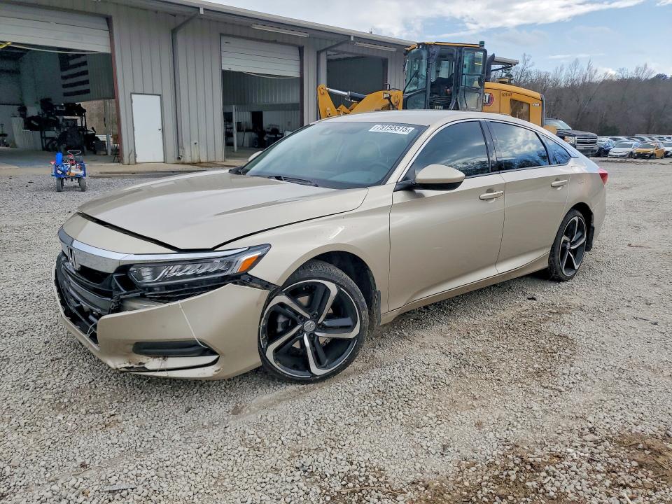 1HGCV1F12LA070913